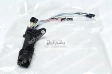 82125-33100 Toyota Sienna