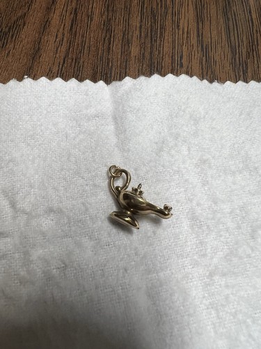 9ct gold genie - gold, lamp