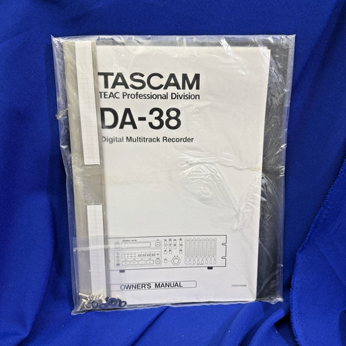 Unopened tascam digital - da-38,