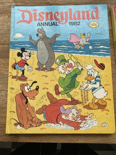 Disneyland annual 1982 vintage - 1982,