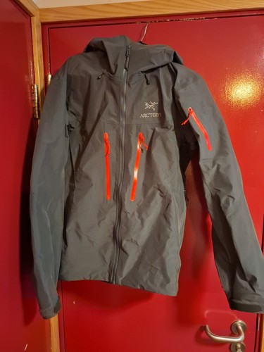 Arc teryx alpha - arc’teryx, gore-tex