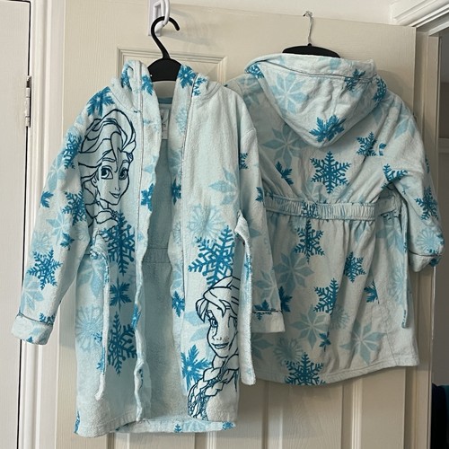 Matching disney store - x2,