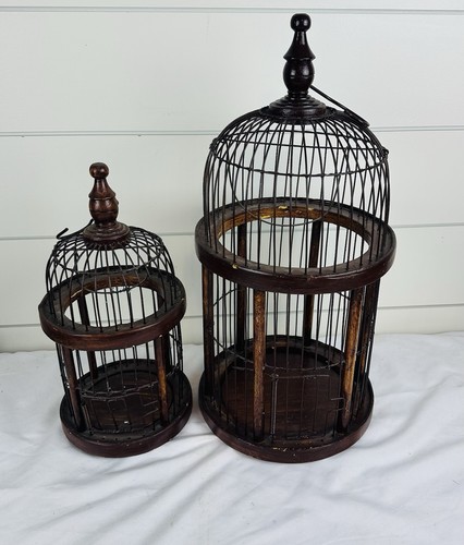 Vintage wood and wire - vintage,