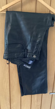 GAP MENS STRAIGHT FIT BLACK