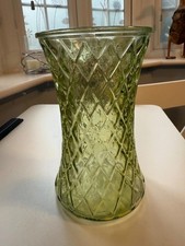 Vintage-Style Green Textured