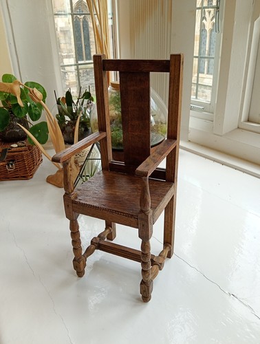 Miniature chair possible - miniature,