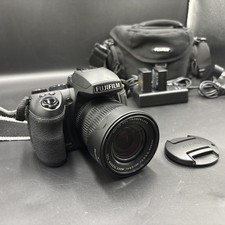 Fujifilm FinePix HS30EXR