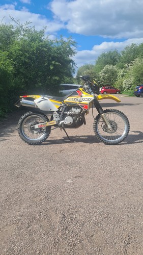 Suzuki drz 400 road legal - e,