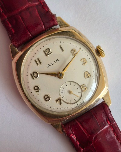 9ct gold avia vintage watch - gold,