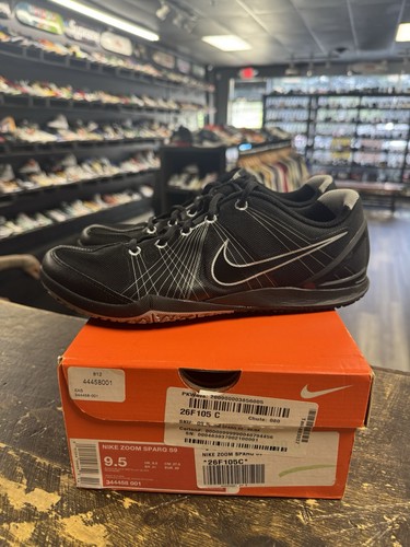 Size brand new nike - 9.5,