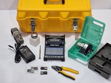 Fujikura 12S SM MM Fiber Fusion Splicer + CT-06 Cleaver & Fiber Holders FSM12S