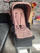 New Mamas & Papas Libro Stroller Peony Pink. Great Condition. Compact Stroller