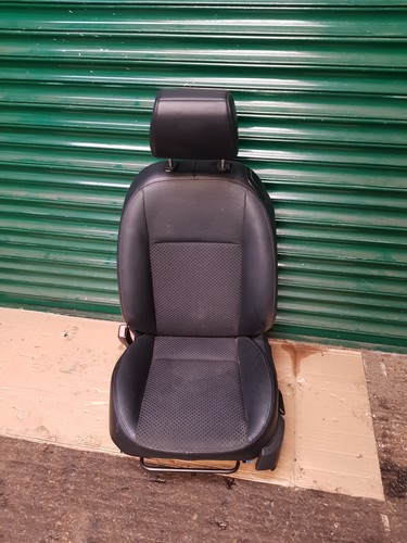 Ford focus front - front, seat