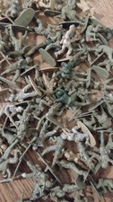 Toy Soldiers Bundle Vintage Plastic Green Beige grey Action Figure Army Men.    
