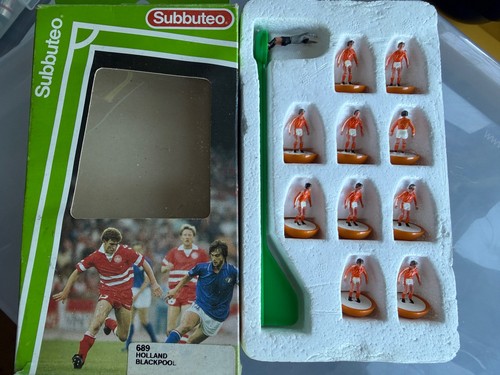 Subbuteo team ref 689 - lw,