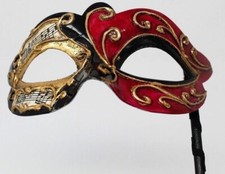 RED BLACK GOLD MUSICAL