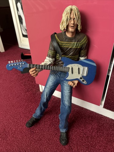 Kurt cobain inch figure - kurt,