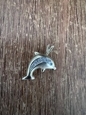Vintage 9ct Dolphin Pendant