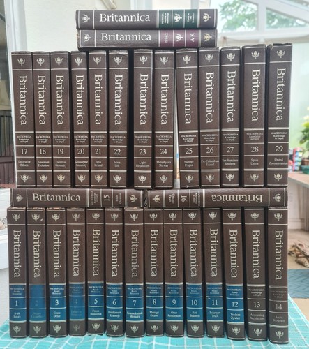 Encyclopaedia britannica full - encyclopaedia,