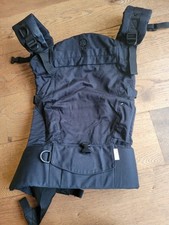 Beco Soleil Baby Carrier With Infant Insert And Rain Cover