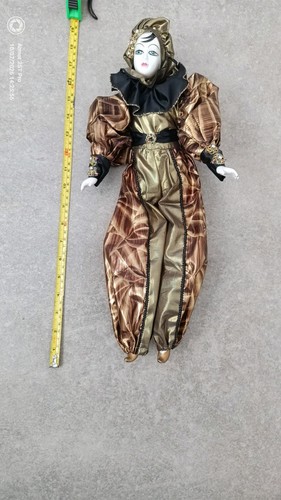 Harlequin jester clown - harlequin,