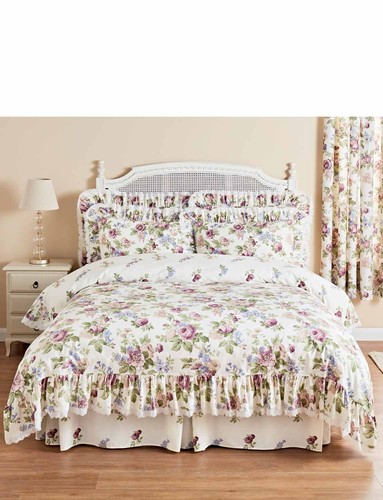 Victoria floral quilt - floral,