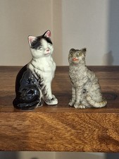 Vintage Small Cat Kitten Figurine Ornament Bundle Of 2