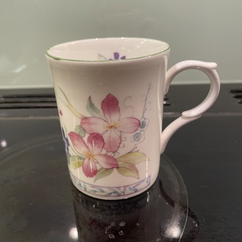 Kingsbury fine bone - kingsbury, mug