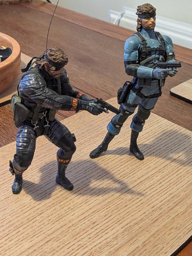 Medicom snake metal gear - medicom, solid