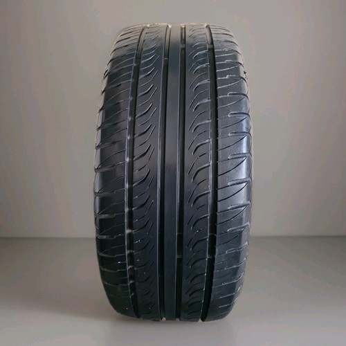 Kenda 225 tyre - 225, (95v)