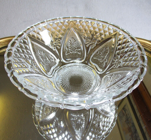 Lovely vintage pretty glass - vintage,