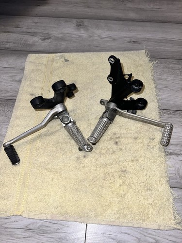 Genuine oem suzuki gsxr1000 - genuine,
