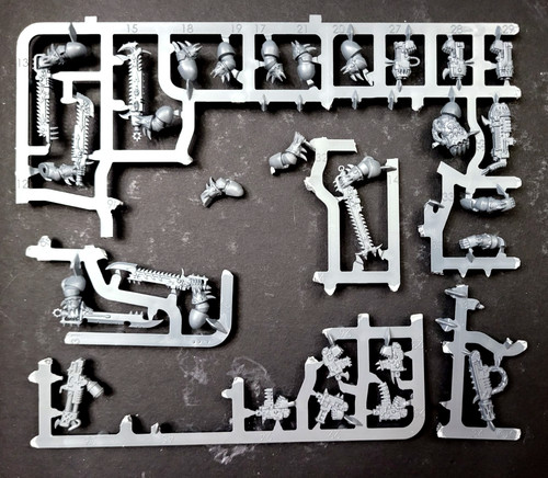 Raptors swords pistols - , melta