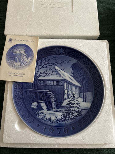 Royal copenhagen 1976 - royal,