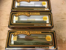 Lot..987F...OO GAUGE MAINLINE BOGIE BOLSTER C WAGONS WITH GIRDERS..X..3.....#15#