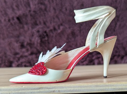 Just the right shoe raine - by,