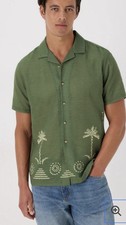 Men’s khaki Hawaiian shirt