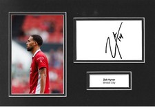 Zak Vyner Signed 12x8 Photo