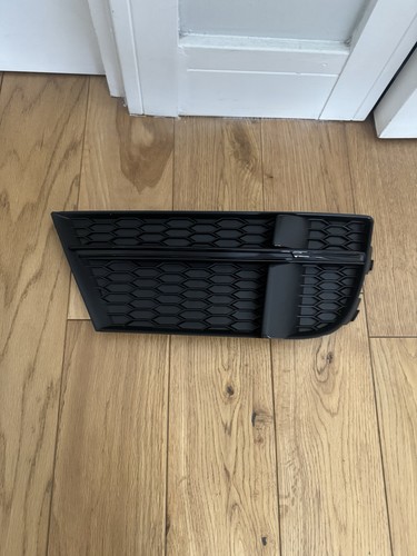 Front fog light cover - front, bezel