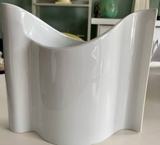 Kaiser White  Porcelain Vase