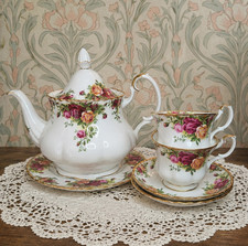 Royal albert old - country, roses