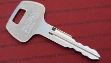 DATSUN NISSAN KEY 240Z 260Z