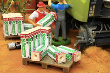 BRUSHWOOD TOYS 1:32 SCALE