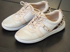 GUESS ladies’ trainers ~ Size EUR 36 - UK 3 ~