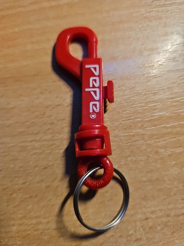Pepe jeans red keyring - red, plastic