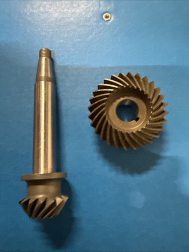 Vertical drive pinion - pinion, &