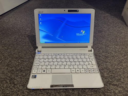 Acer aspire one ao532h netbook - acer,
