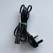 UK 3 Pin Plug To Figure 8 C7 Power Lead Mains BS1363 Cable - 1.5m Black