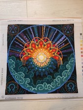 Needlepoint Creation Light