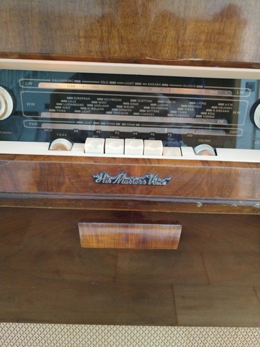 His masters voice 1633 radio - his,